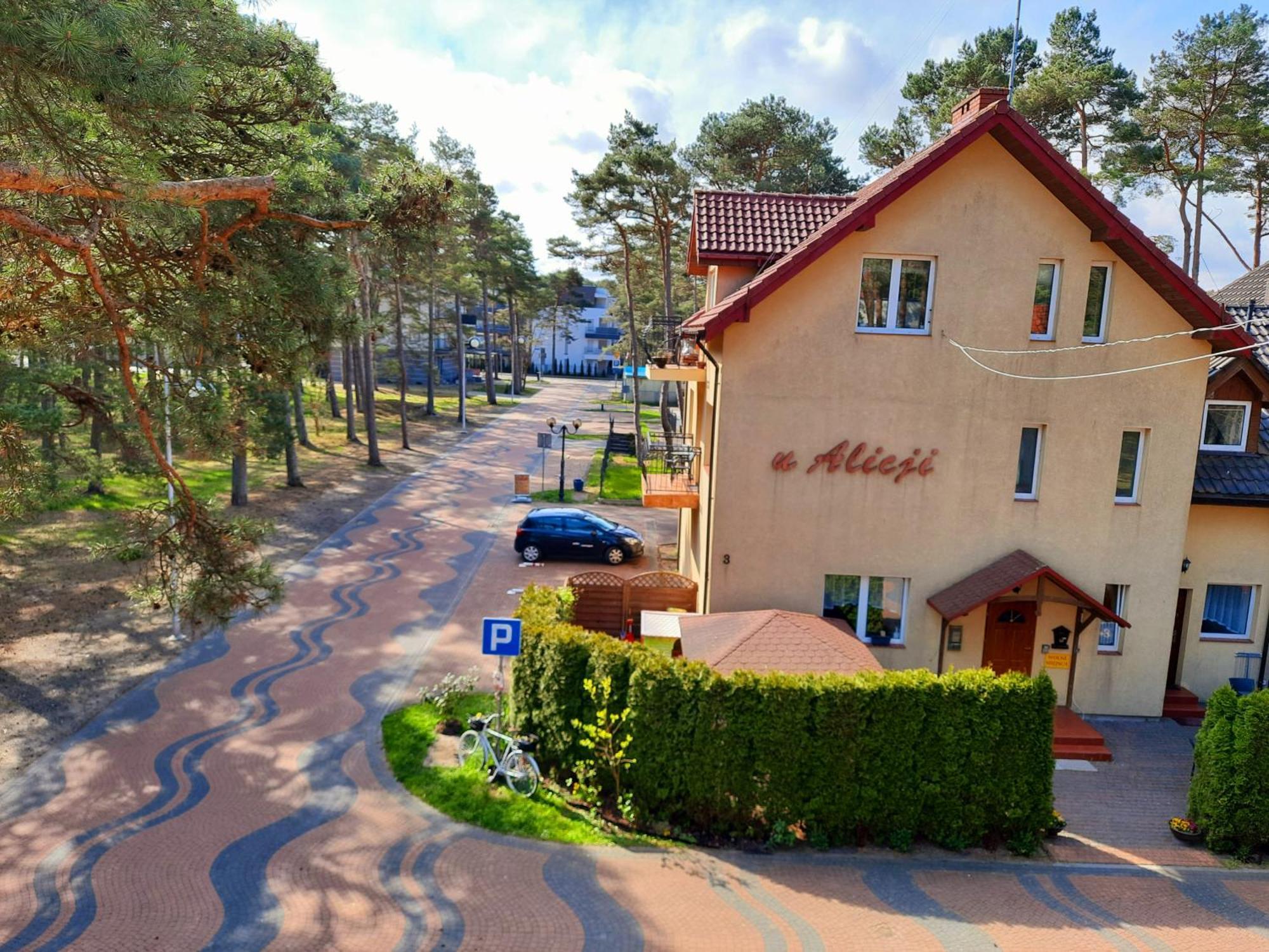 Dom Goscinny U Alicji Pogorzelica  Exteriér fotografie